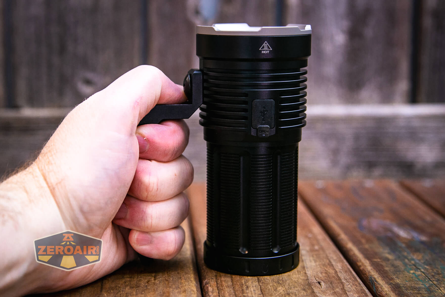 Wurkkos TS21 flashlight beer can handle