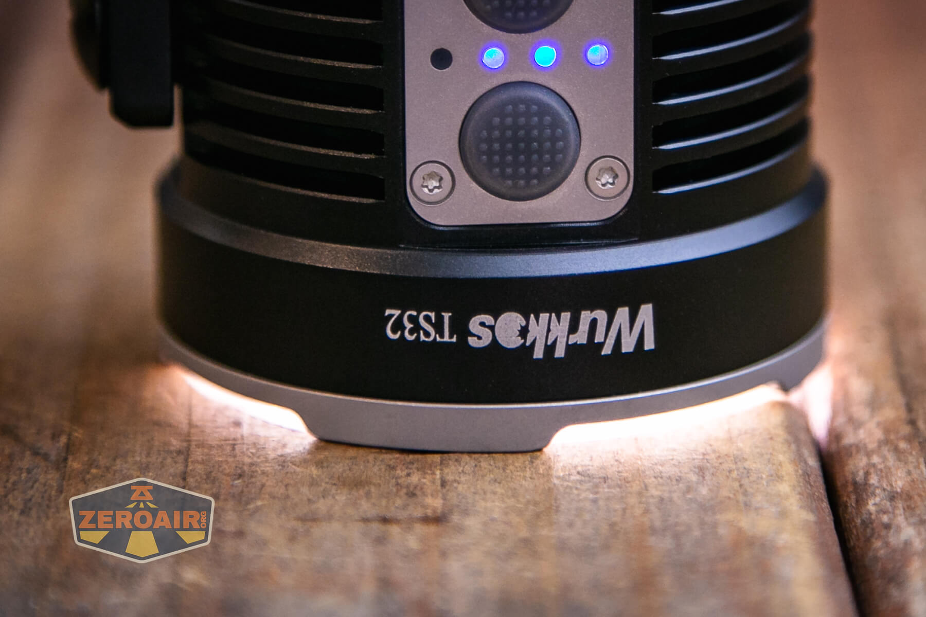 Wurkkos TS21 flashlight bezel