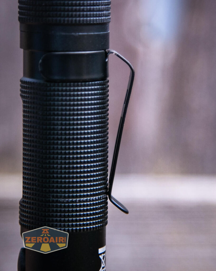 Observer FL1000 Zoomie flashlight pocket clip