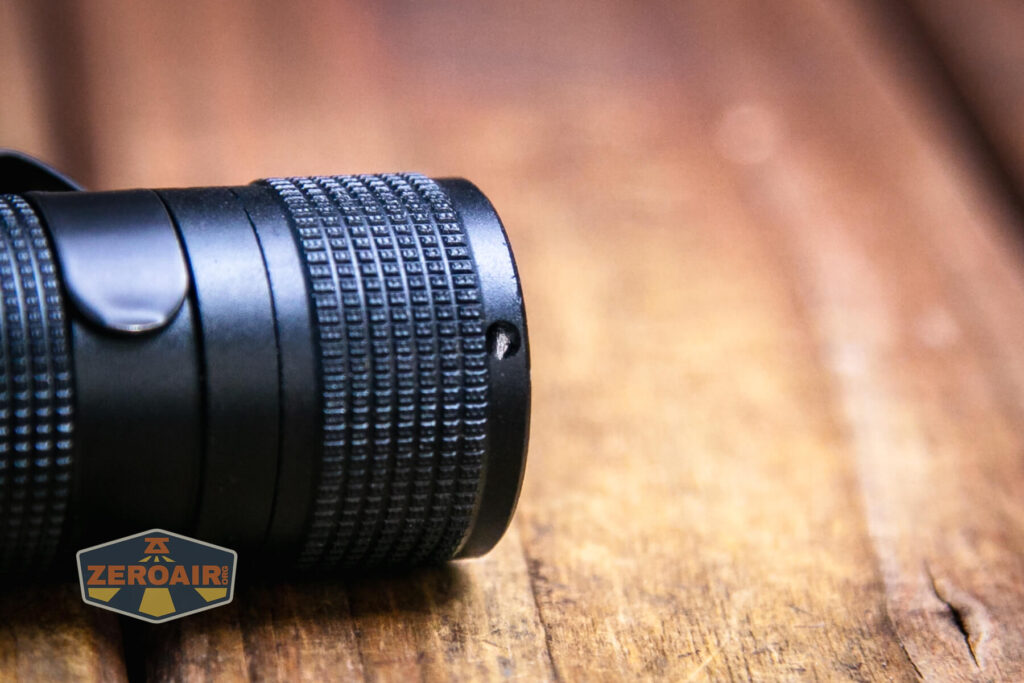 Observer FL1000 Zoomie flashlight lanyard hole