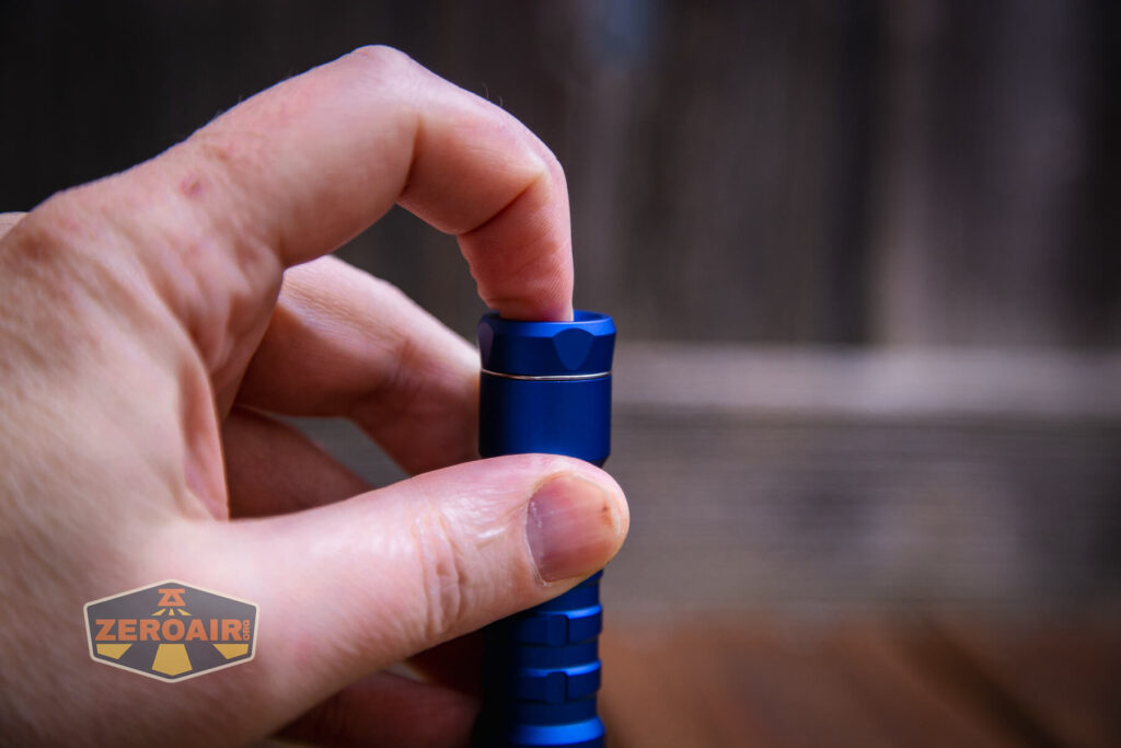 ReyLight LANapple aluminum flashlight tail switch actuation