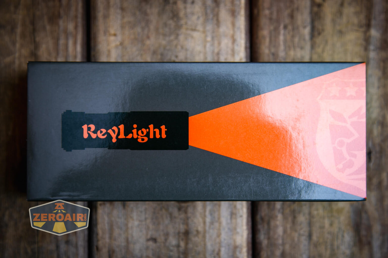 Vosteed x ReyLight Rook Cool White Flashlight Review - ZeroAir Reviews