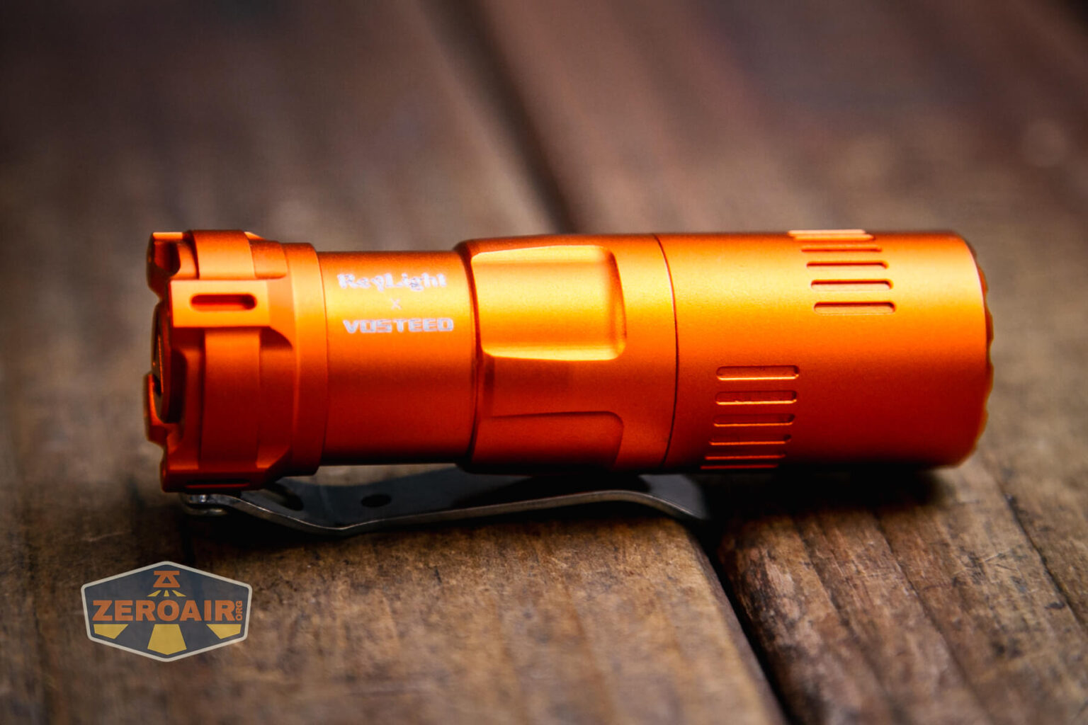Vosteed x ReyLight Rook Warm White Flashlight Review - ZeroAir Reviews