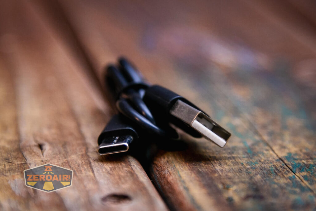 Vosteed x ReyLight Rook flashlight charging cable