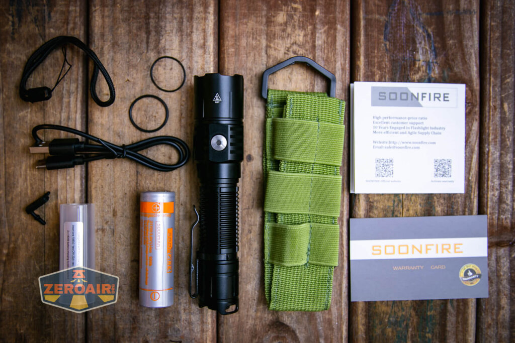 Soonfire MX75 flashlight what's included