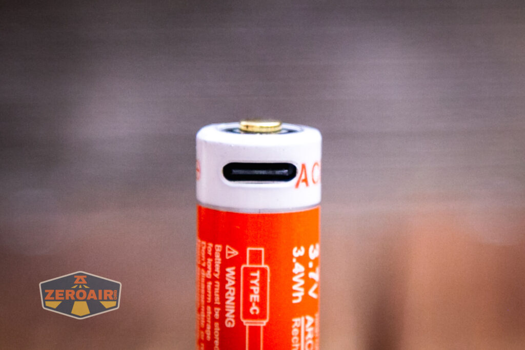 Acebeam Pokelit AA Gray flashlight usb-c charging port on cell