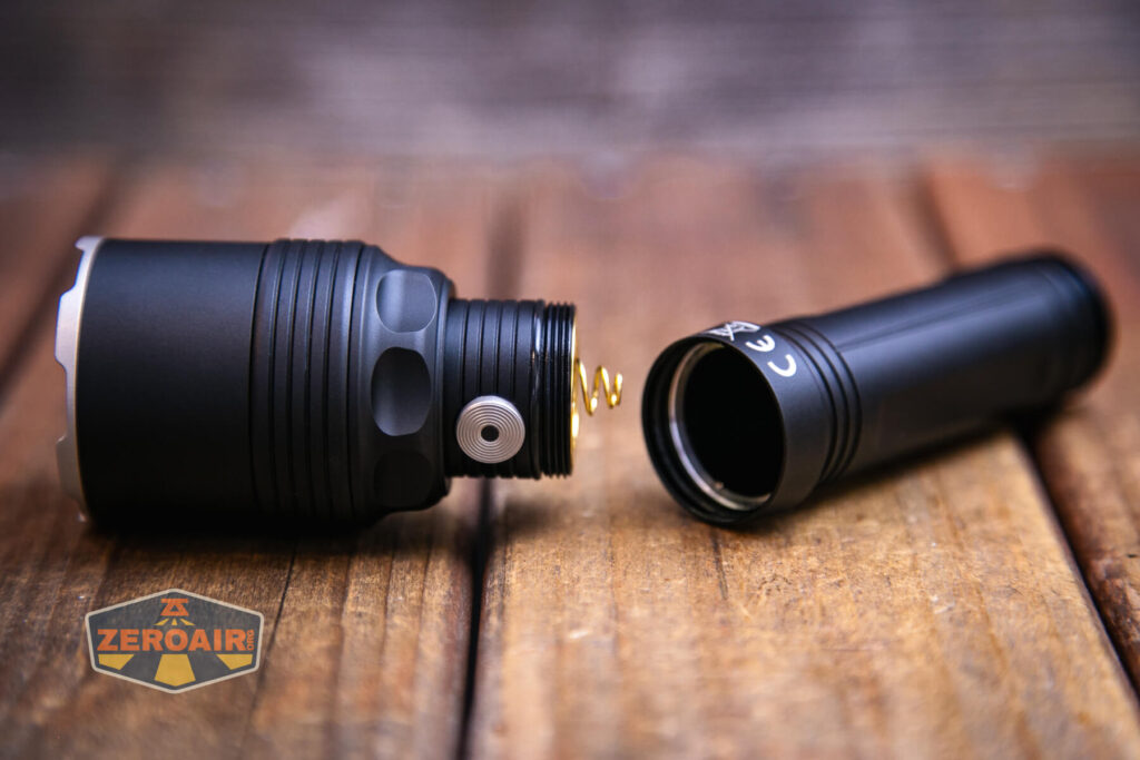 Cyansky H3 V2 flashlight head threads and spring