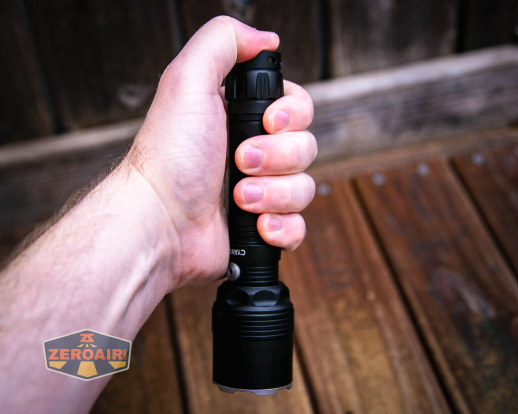 Cyansky H3 V2 flashlight in hand