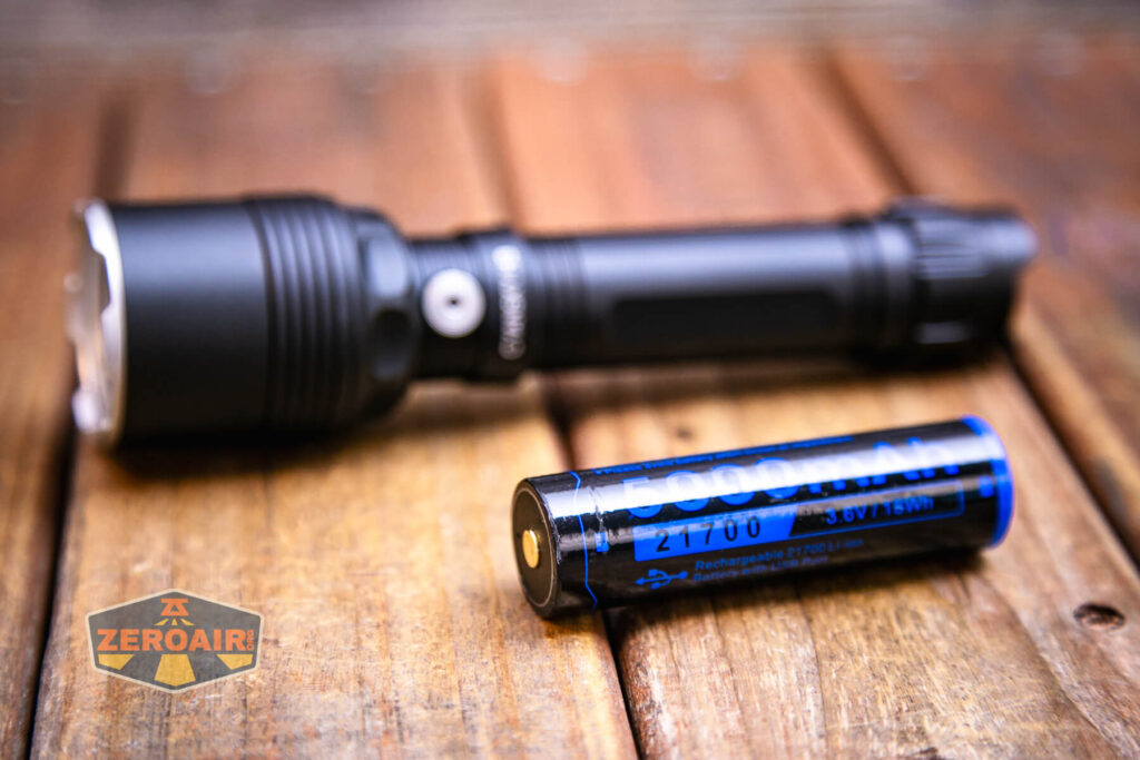 Cyansky H3 V2 flashlight with included 21700 cell
