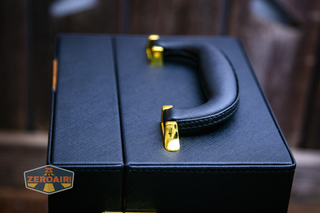 Imalent SR32 flashlight carry case handle