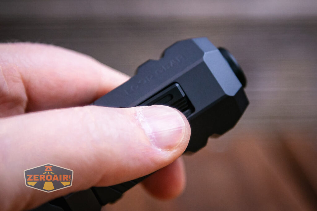 Loop SK-01s LED flashlight extender button