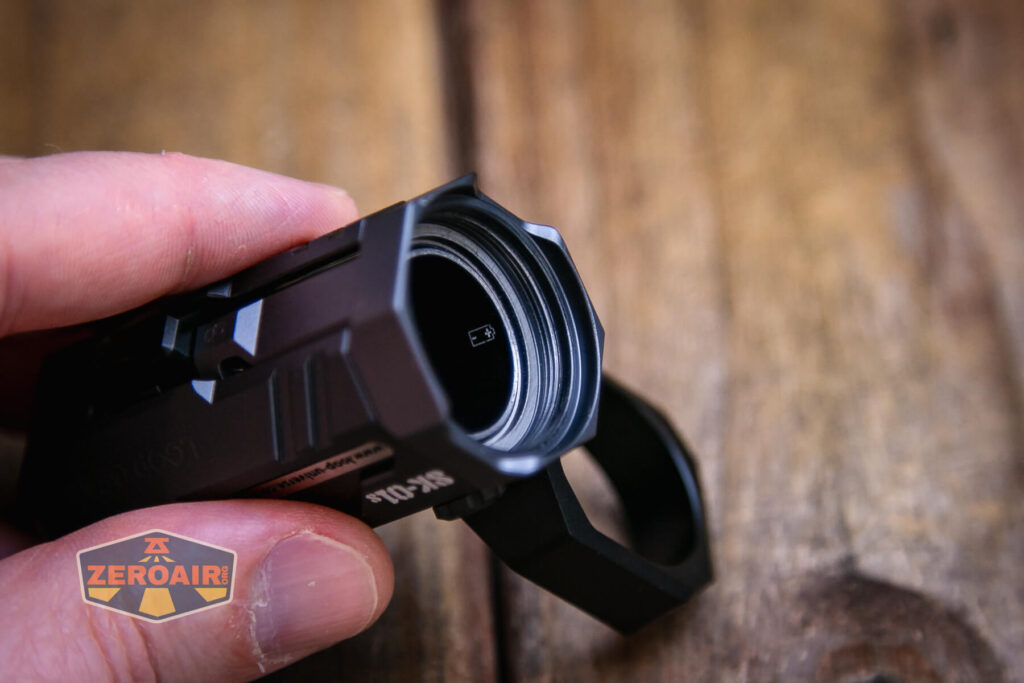 Loop SK-01s LED flashlight battery direction indicator