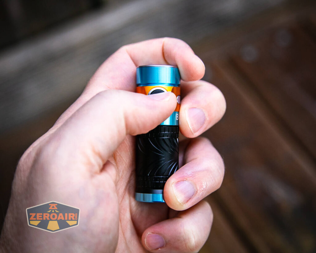 Olight Baton 3 Roadster in hand