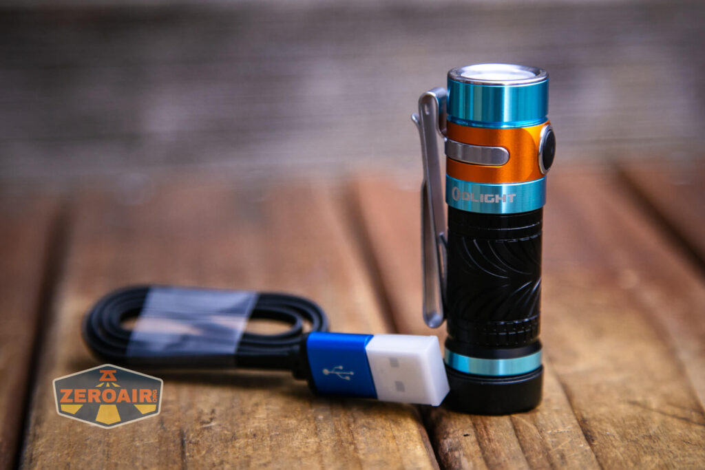 Olight Baton 3 Roadster charging base