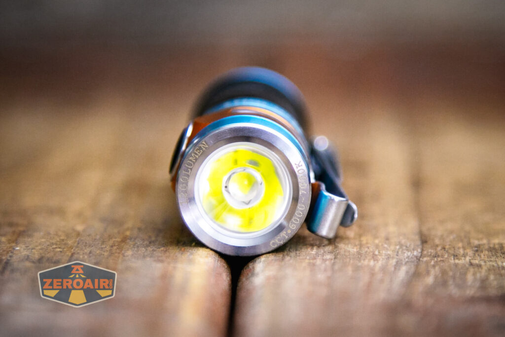 Olight Baton 3 Roadster emitter and TIR