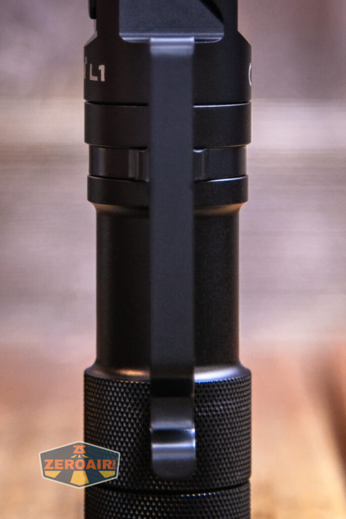 Wuben L1 dual beam flashlight pocket clip detail