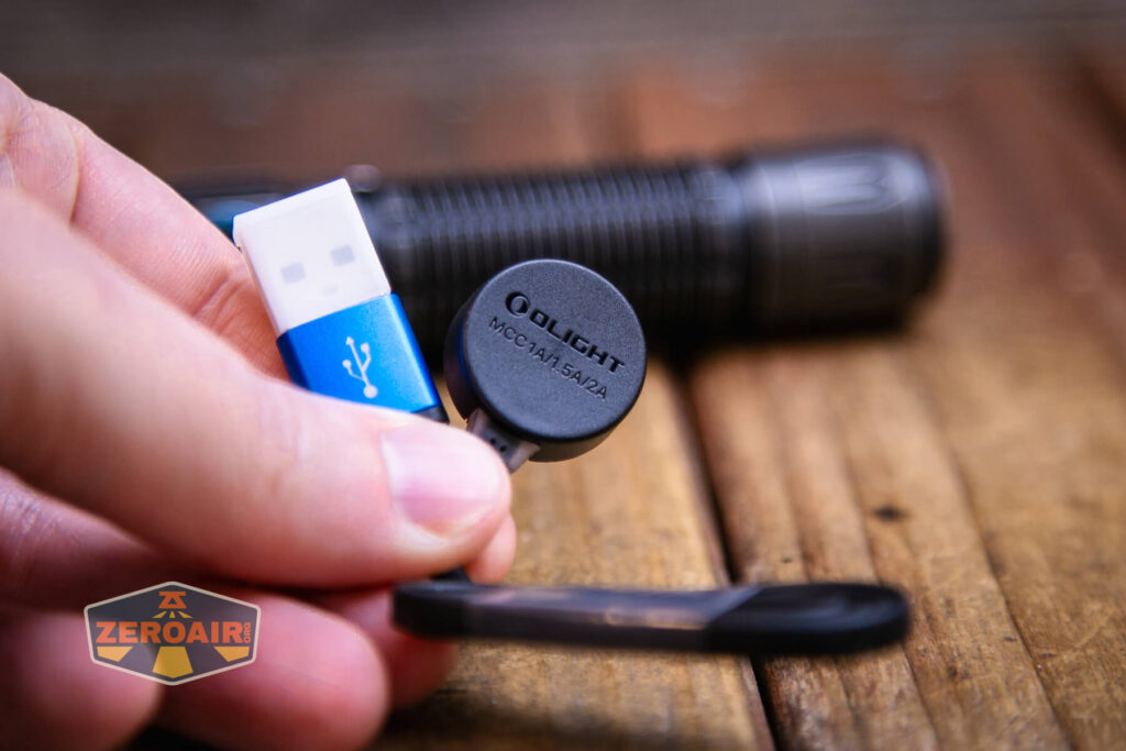 Olight Warrior 3S stonewashed titanium charging connector