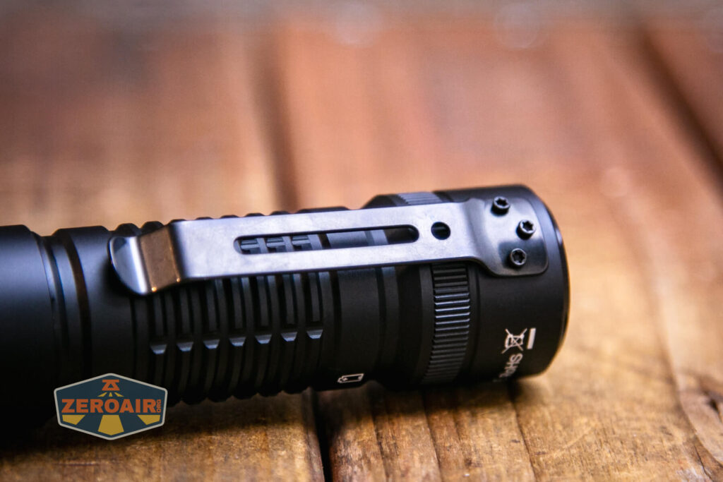 Sofirn SC33 EDC flashlight pocket clip 