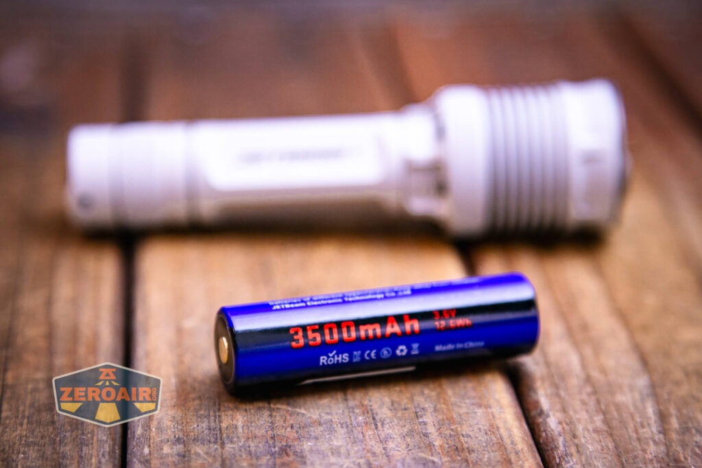 JETBeam M37 Crossbow flashlight included 18650