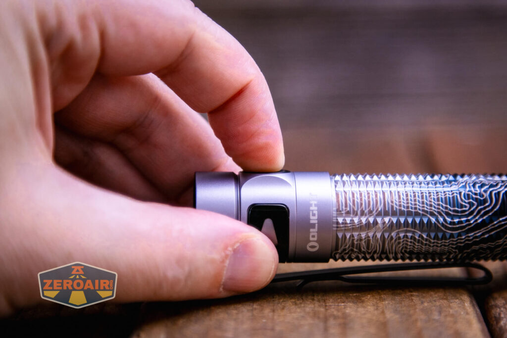 Olight Baton 3 Pro Silver Ridge e-switch actuation