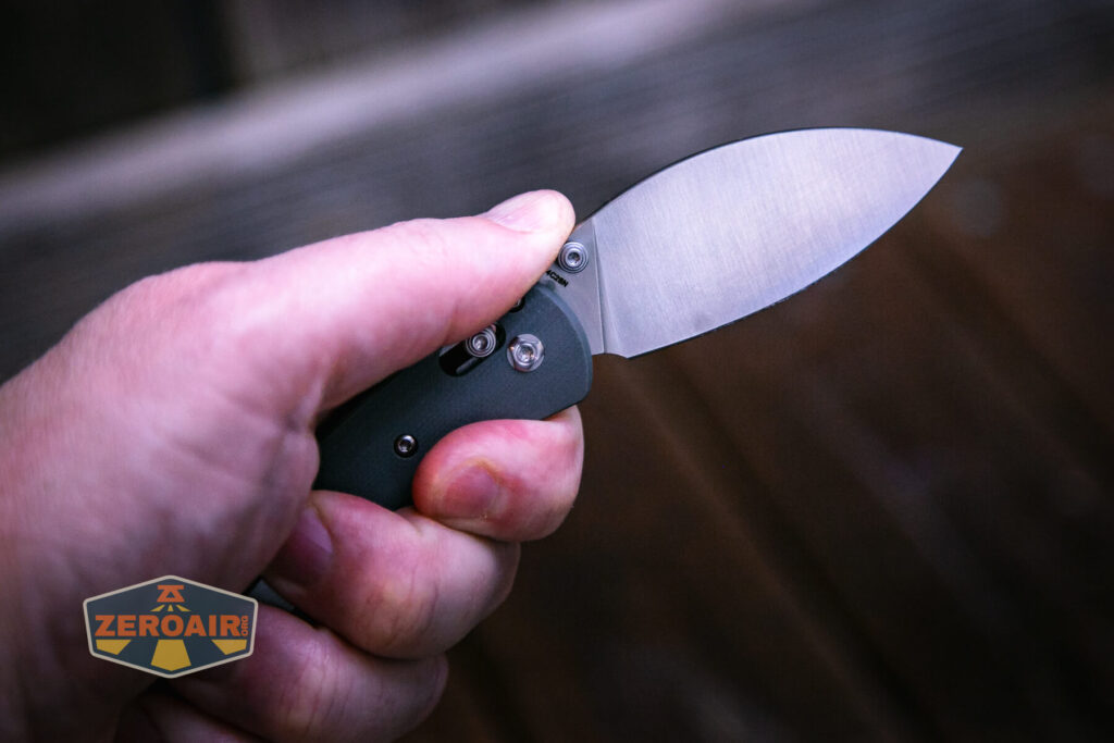 Vosteed Mini Nightshade knife opening action with thumbstud