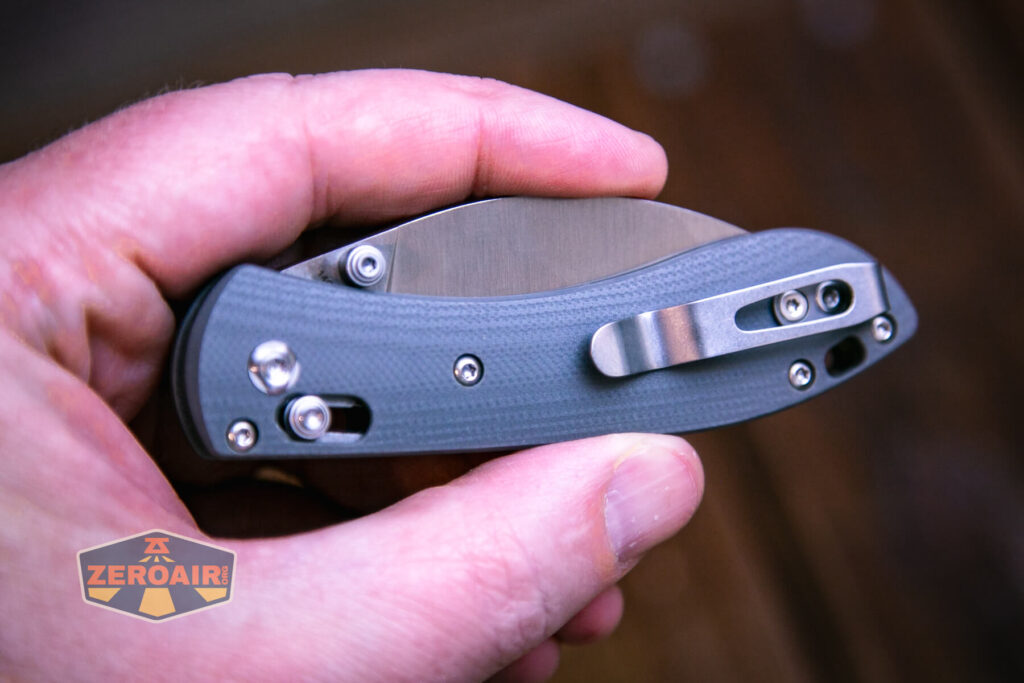 Vosteed Mini Nightshade knife G10 detail