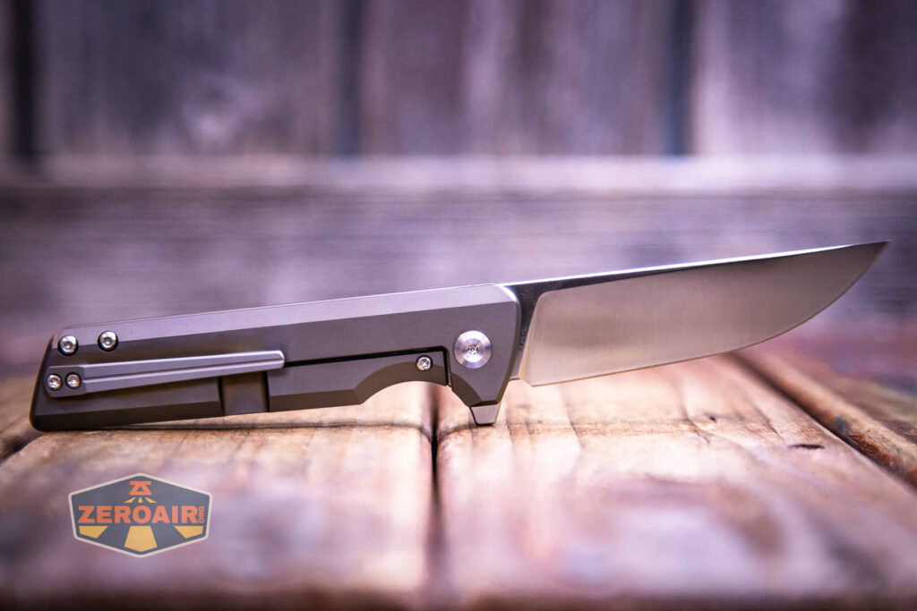 fully open, both side view