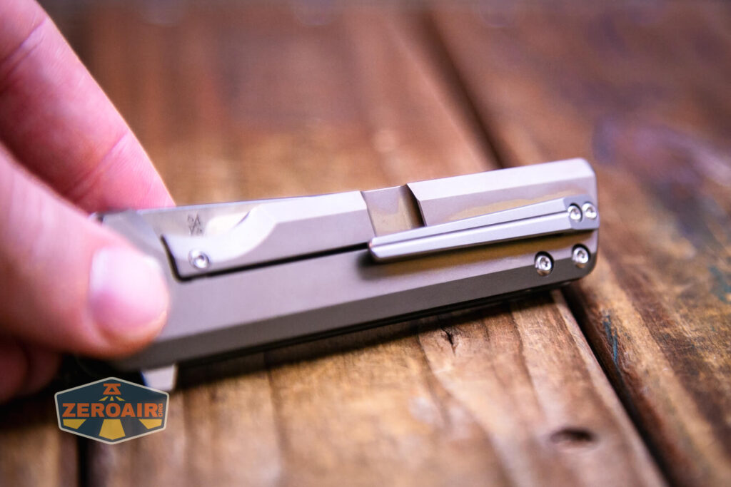 Kansept Anomaly titanium knife indent in side