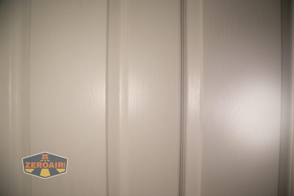 beamshots on door compared to nichia 219b