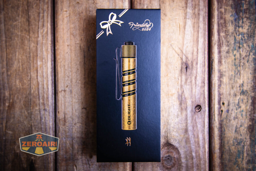 Olight i3T 2 EOS flashlight box