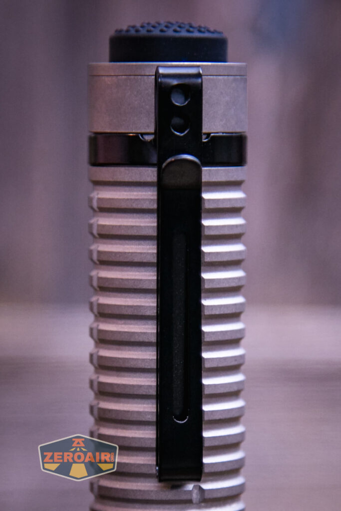 Speras E21 Titanium flashlight pocket clip detail