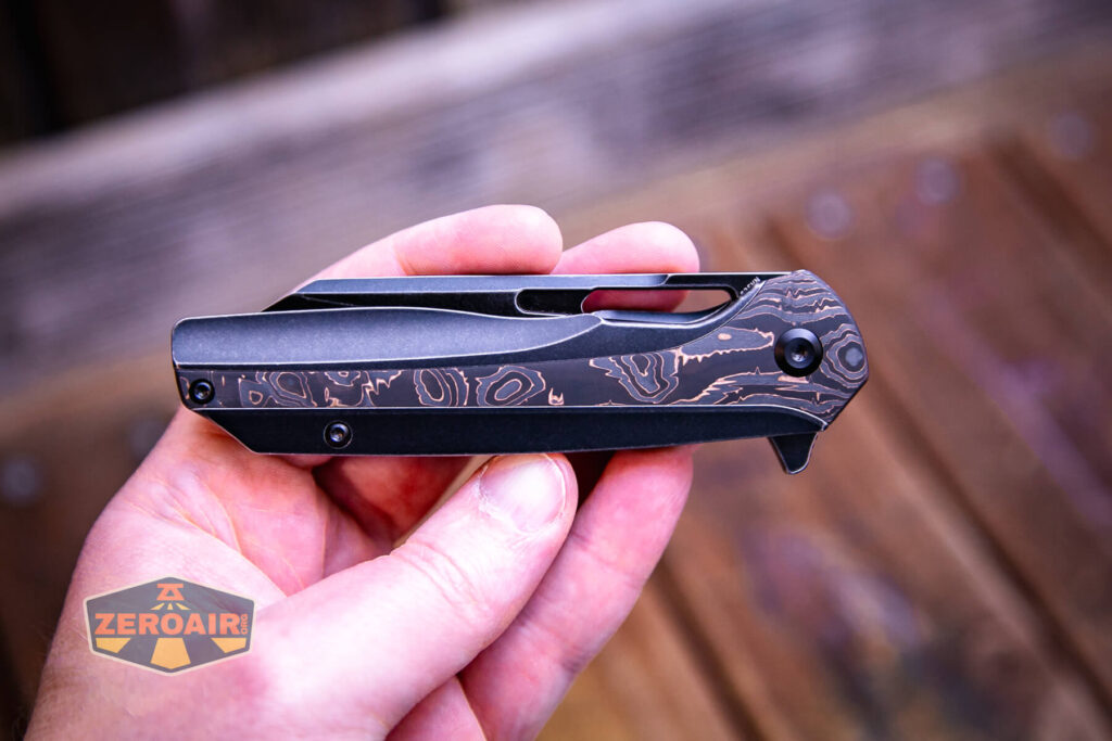 Kansept Shard blackwashed titanium knife in hand