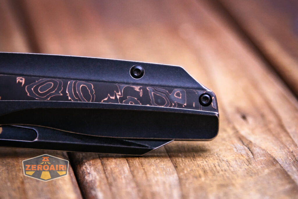 Kansept Shard blackwashed titanium knife pocket clip is not reversible