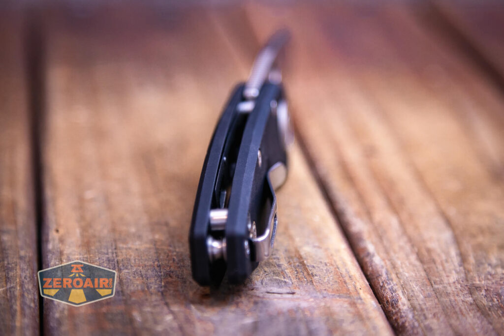 Vosteed Ankylo Vanchor lock knife showing backspacer and metal liners