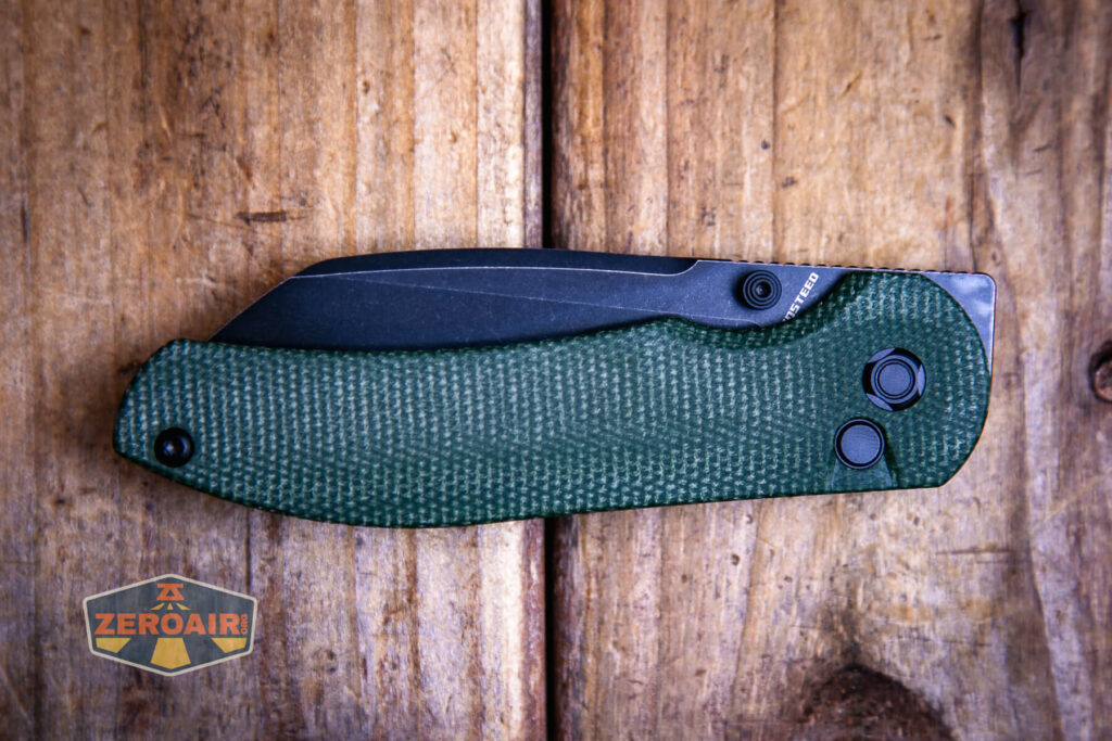 closed showing both sides