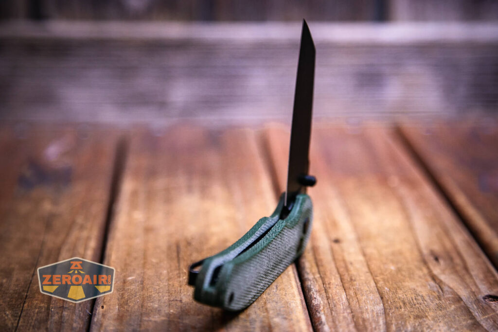 Vosteed Thornton Trek lock knife showing inside liners