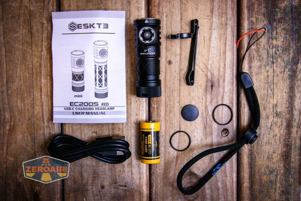 Skilhunt EC200S-Red Mini EDC flashlight what's included