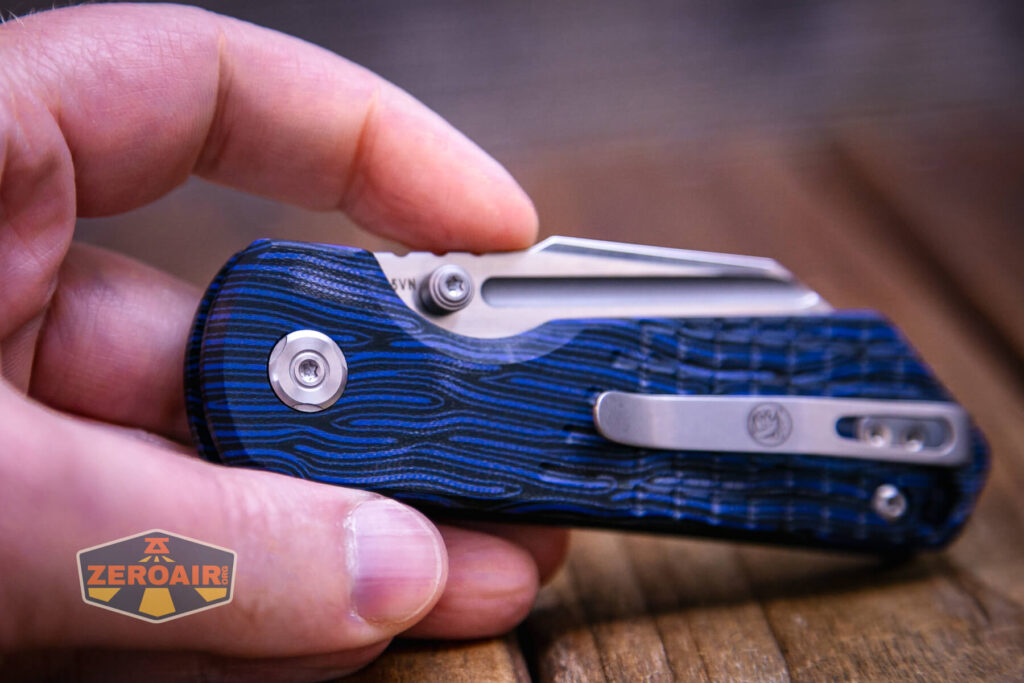 Vosteed Hedgehog top liner lock knife pivot screw detail