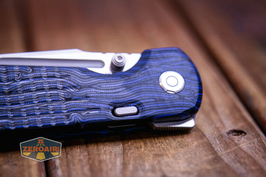 Vosteed Hedgehog top liner lock knife lock button