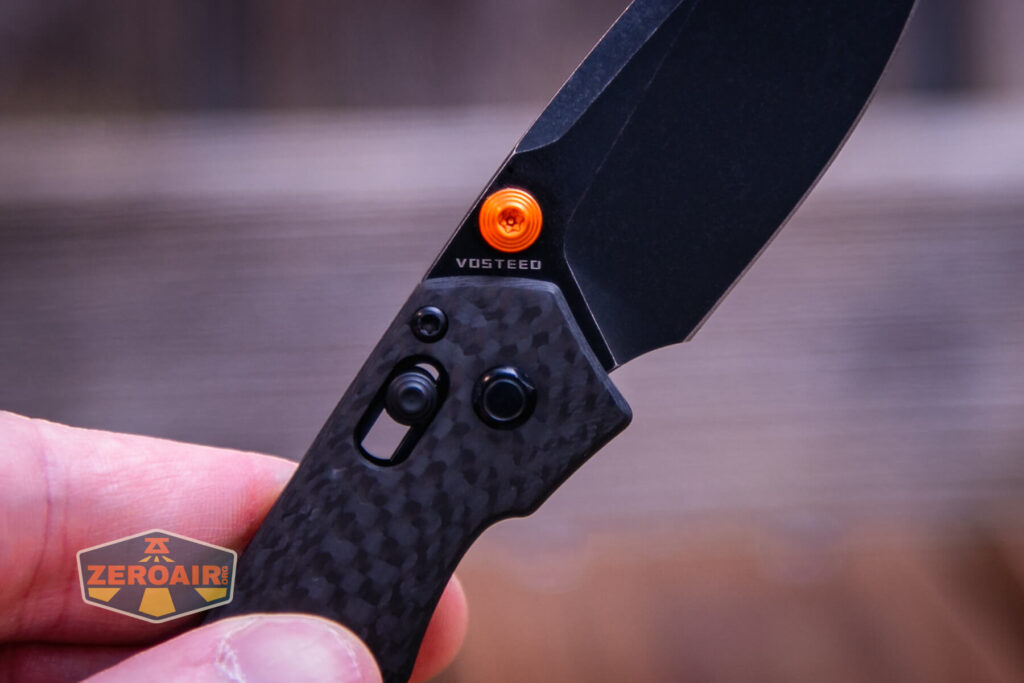 Vosteed Mini Psyop knife thumbstud and crossbar lock