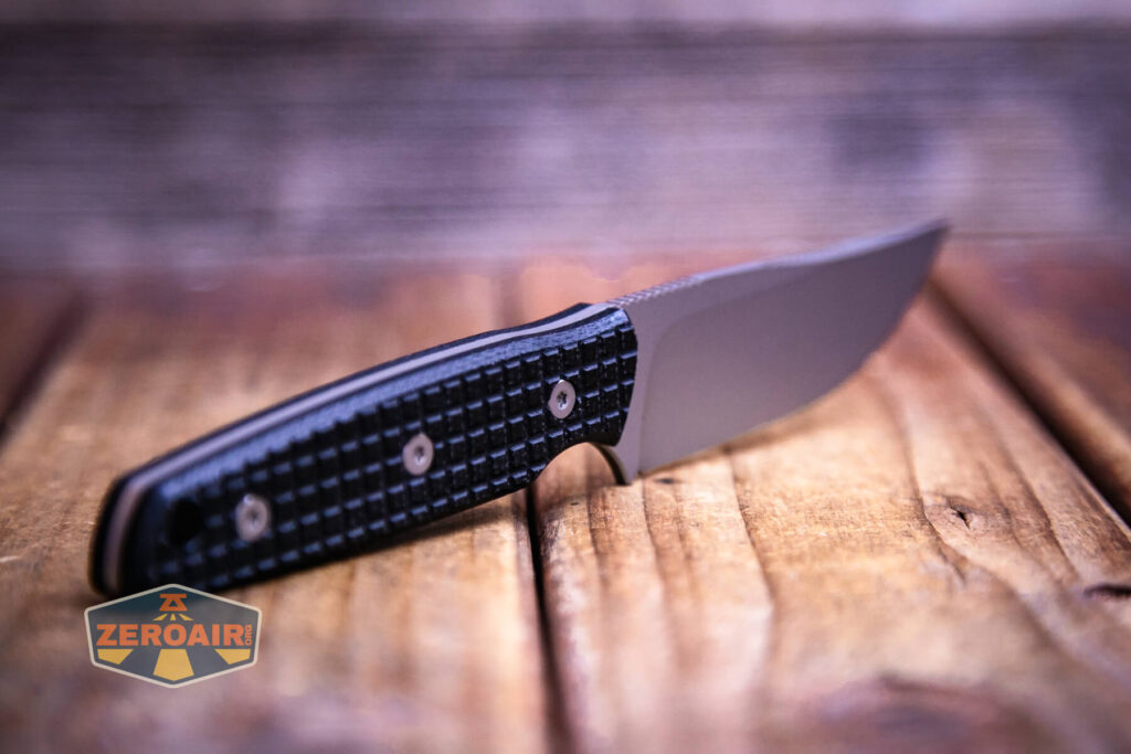 Vosteed Mink fixed-blade knife  three quarter view