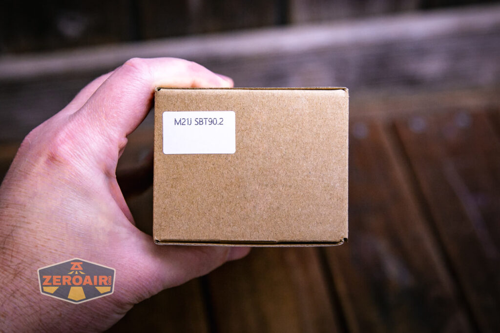 Convoy M21J 21700 flashlight box