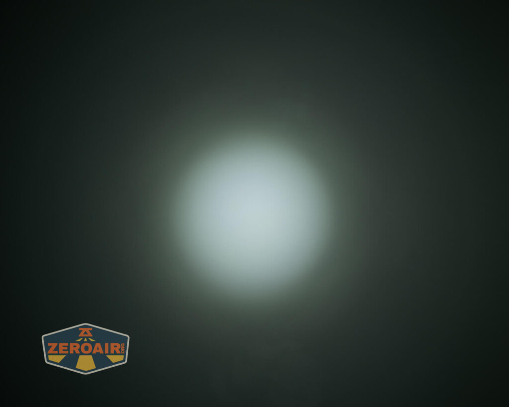 Imalent HT70 headlamp beamshots on ceiling