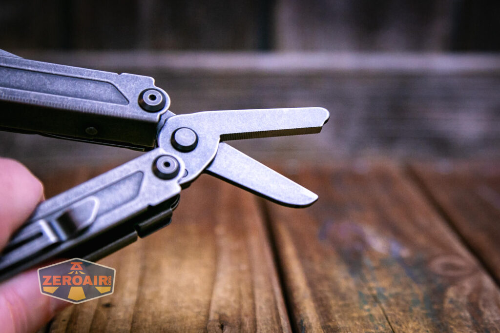 Nextorch Pioneer MT20 Multi-Tool rescue shears