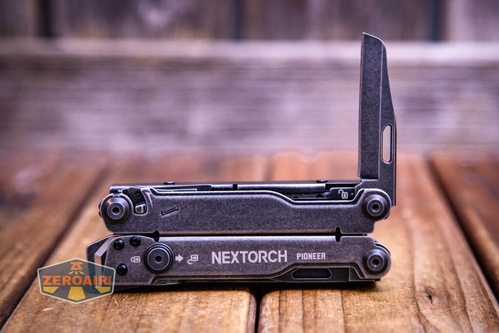 Nextorch Pioneer MT20 Multi-Tool flat edge blade