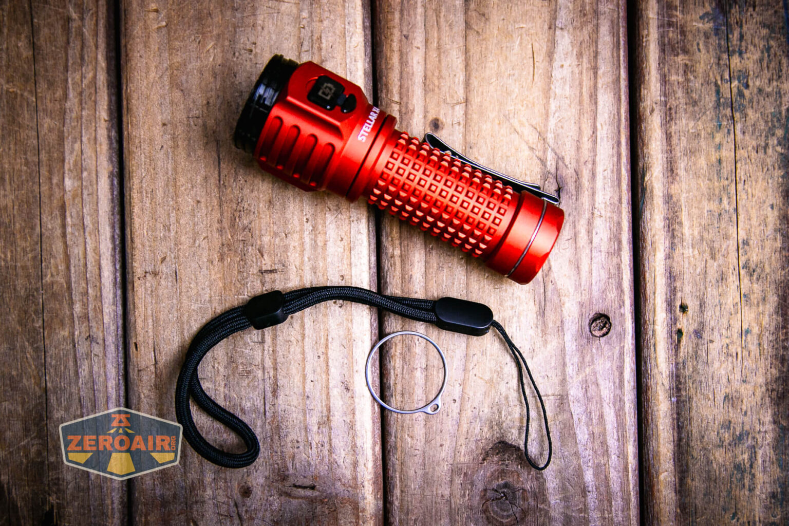 FireFlyLite X4 Stellar Flashlight Review - ZeroAir Reviews