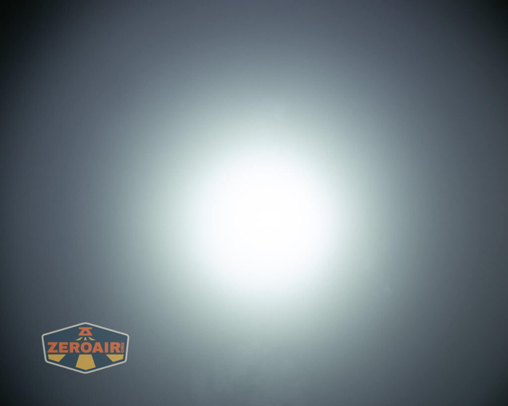 Vastlite Sima flashlight beamshots on ceiling