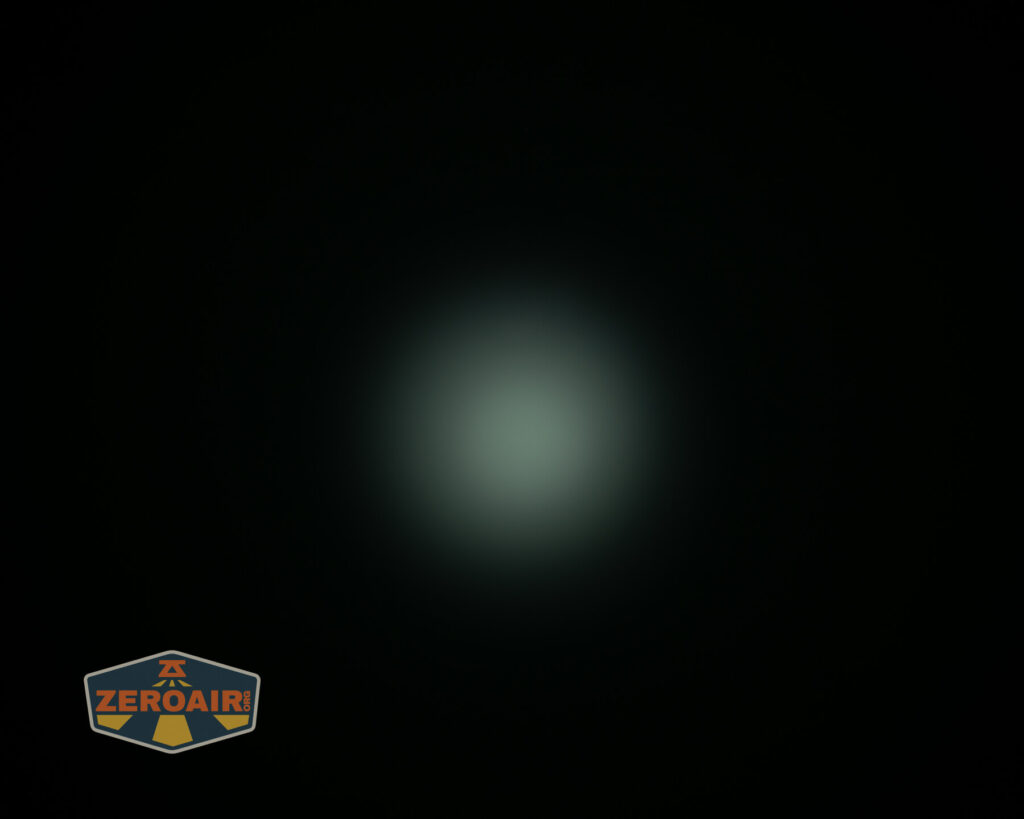 Wurkkos TS10 SG flashlight beamshots on ceiling