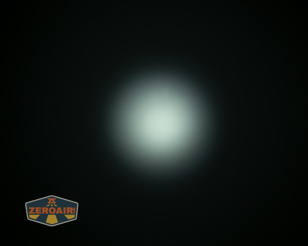 Wurkkos TS10 SG flashlight beamshots on ceiling