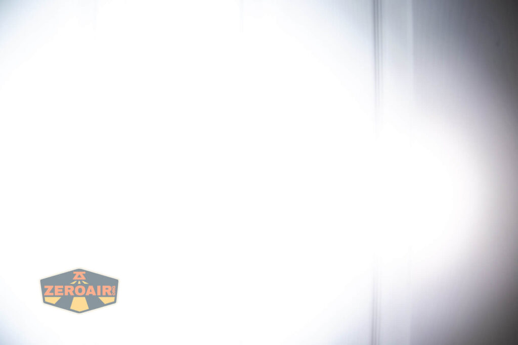 Wurkkos TS10 SG flashlight beamshots compared to nichia 219b